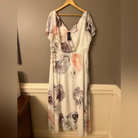 CITY CHIC Bella Rosa Ivory Maxi Dress Size 16 - Picture 3 of 11